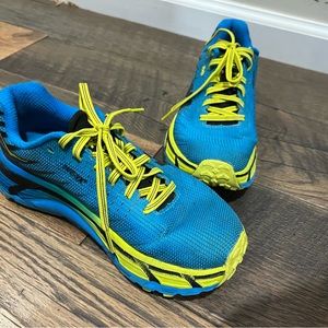 Hoka EVO mafate trail running shoes size 6.5